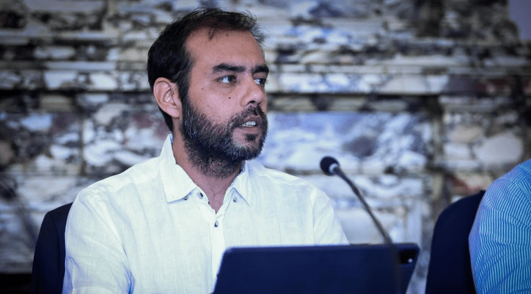 «El gobernador estaba al tanto y autorizaba todo»: Leonelli carga contra Rivas por arista «Manicure»