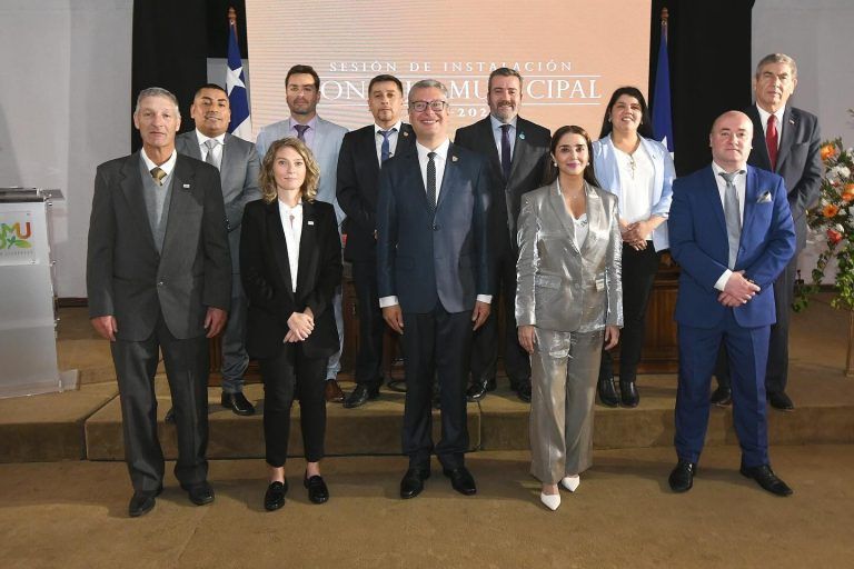 Temuco: en emotiva ceremonia se instalan nuevas autoridades municipales 2024 – 2028