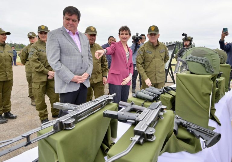 Ministra Tohá entrega de aeronave no tripulada a Carabineros en la Araucanía y destaca baja de un 70% en ataques violentos