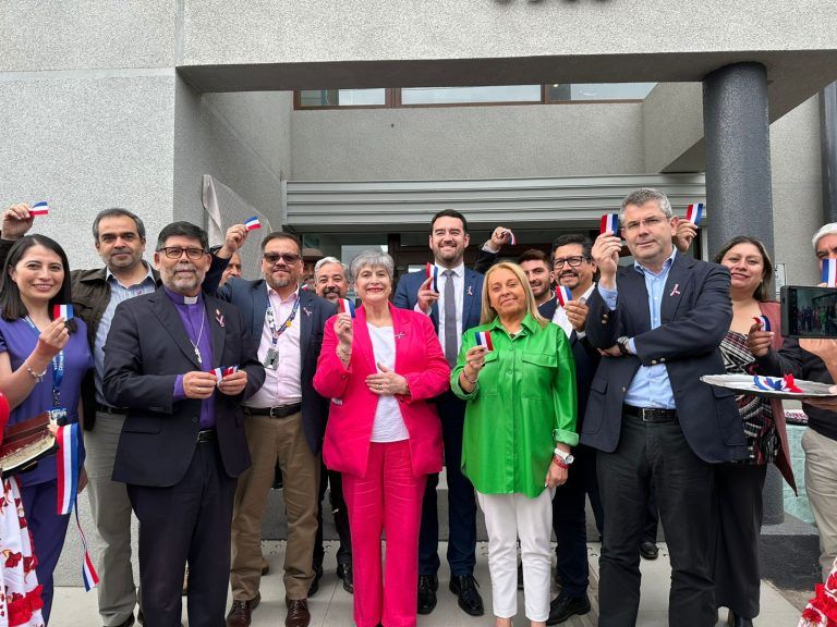 Autoridades Regionales Inauguran el nuevo CESFAM metodista en Temuco
