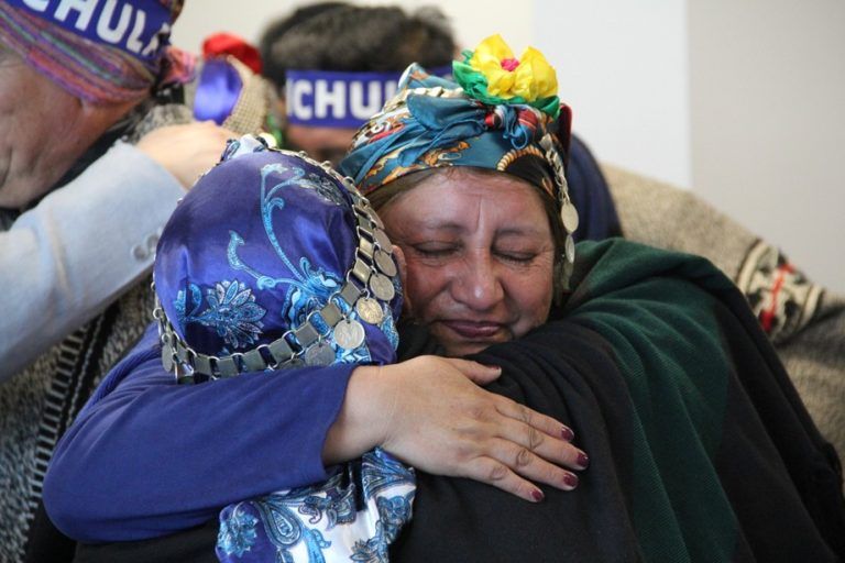 Comunidad mapuche Pedro Huenchulao de Victoria celebró firma de escrituras por 543 hectáreas de tierras