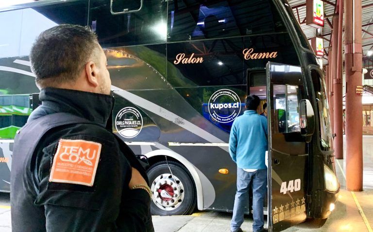 Plan Estado Presente: municipalidad de Temuco apoyó en nueva fiscalización de buses en el Terminal Rodoviario