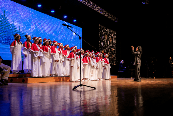 El teatro municipal de Temuco invita a disfrutar de una noche de magia y tradición con su concierto navideño