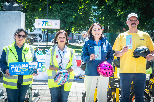 Whoosh, SEREMI de Transportes y Municipalidad de Temuco realizaron escuela de manejo de scooters y bicicletas eléctricas