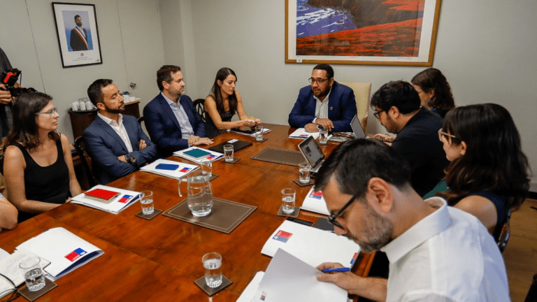 Comienza a sesionar la mesa técnica para perfeccionar el Sistema de Admisión Escolar (SAE)