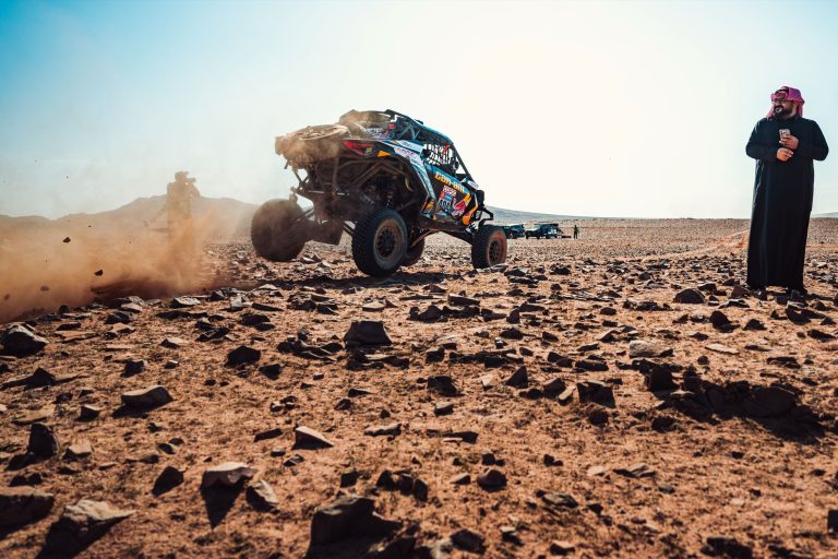 Chaleco López queda en la historia del DAKAR: quiebra récord de etapas ganadas a nivel panamericano