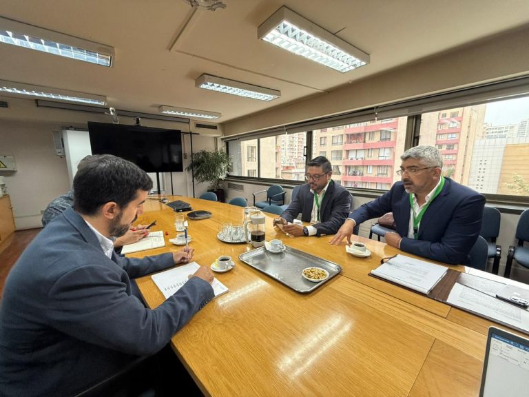 Alcalde de Cholchol realiza gestiones y solicita que INDAP cuente con oficina permanente en la comuna