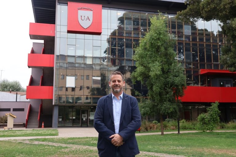 Asume nuevo director de carrera de Arquitectura en la Universidad Autónoma de Chile en Temuco