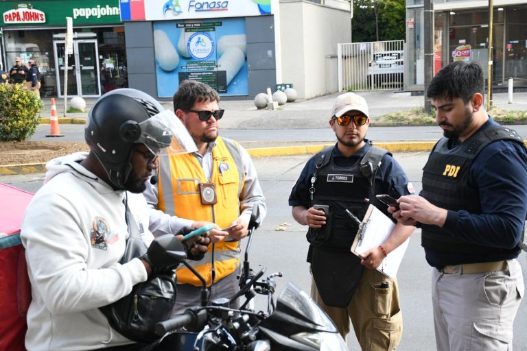 PDI Temuco participa en fiscalización a comercio tipo Delivery