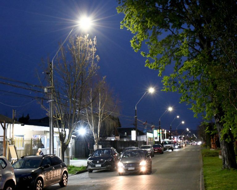 Temuco se Ilumina: recambio de luminarias a tecnología LED lleva más del 75% de avance