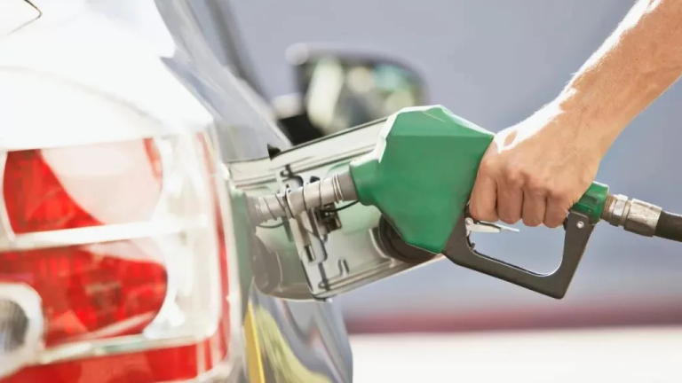 Precios de los combustibles: Revisa si sube, baja o se mantiene el valor este jueves 8 de mayo