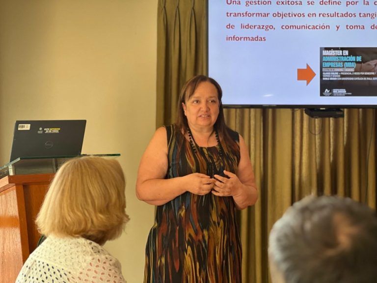 Directora de MBA de UST visita Temuco para dictar conferencia: «La gestión al centro de las organizaciones»