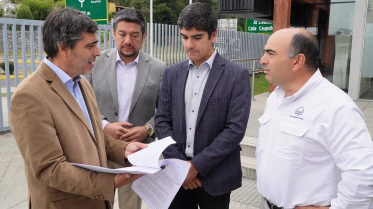 Alcalde De Pucón Denunció Presunta Malversación De Fondos De $240 Millones En El Departamento De Educación