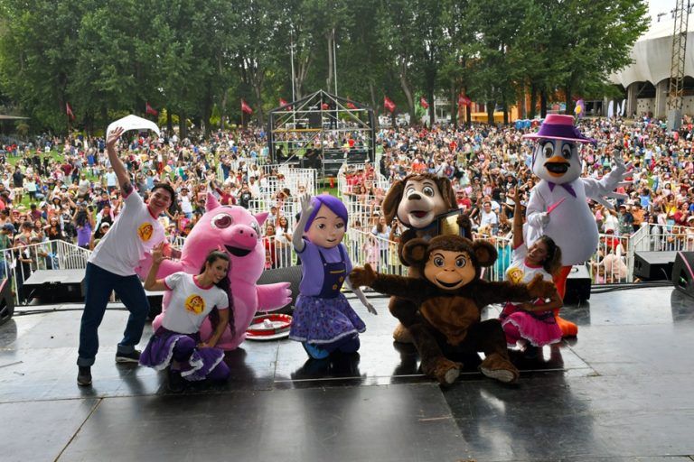 Nueve mil niños y niñas celebraron los 144 años de Temuco al ritmo de Mi Perro Chocolo y Cantando Aprendo a Hablar
