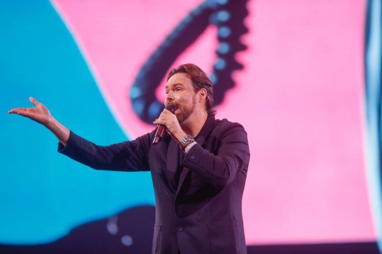 Sigue la polémica: George Harris vuelve a lanzar dardos a través de su cuenta de X