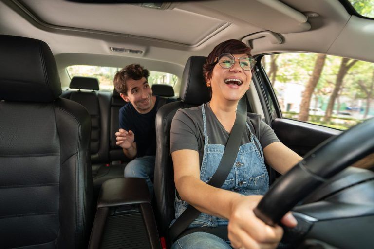 Aplicación de transporte permite libre negociación del precio del viaje entre pasajeros y conductores