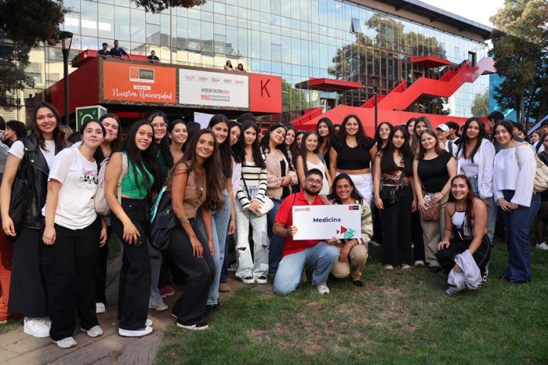 U. Autónoma da la bienvenida a una nueva generación de estudiantes en Temuco