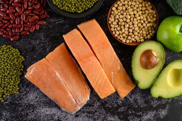 Marzo y regreso a la rutina: Omega 3 y vitamina D del salmón ayudan a la concentración y el buen dormir