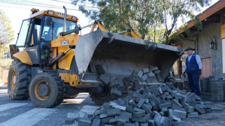 Proyectos municipales impulsan el desarrollo integral de la ciudad lacustre