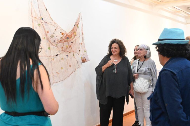 «Veo Vidrio»: La transformación artística del vidrio en el Museo Nacional Ferroviario Pablo Neruda