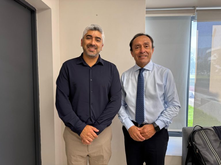 Alcalde Labraña se reúne con ministro pizarro y concreta importantes apoyos para el desarrollo Deportivo de Chochol