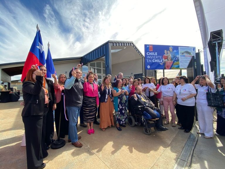 MINVU inaugura 3 centros comunitarios de cuidado en la Araucanía y lidera su construcción a nivel país