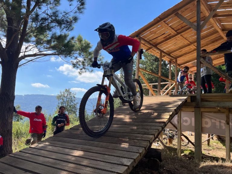 La Araucanía vibró con el Campeonato Panamericano de Downhill 2025: Más de 470 deportistas de todo el continente se dieron cita en la región
