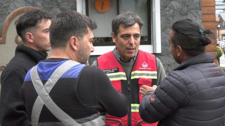 Municipalidad de Pucón refuerza compromiso con la seguridad en el volcán Villarrica