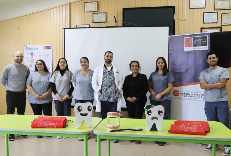 Estudiantes de Odontología de la Universidad Autónoma de Chile realizan operativo dental en Cunco