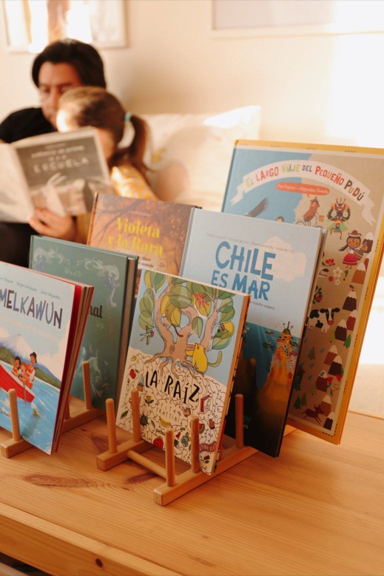 Día del Libro: 4 consejos para fomentar el hábito de lectura en los niños