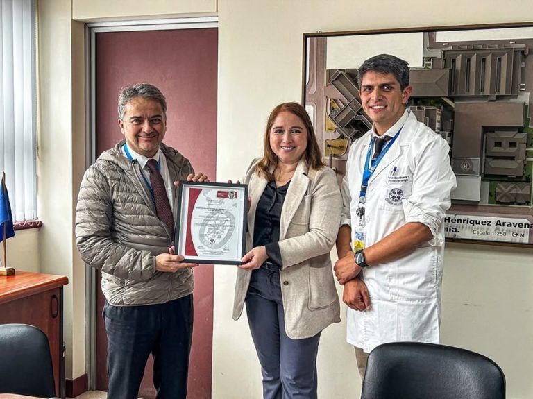 ¡HISTORIA EN LA SALUD PÚBLICA! 🏥🎉 «Hospital de Temuco es el PRIMERO en Chile en recibir esta certificación de EXCELENCIA»