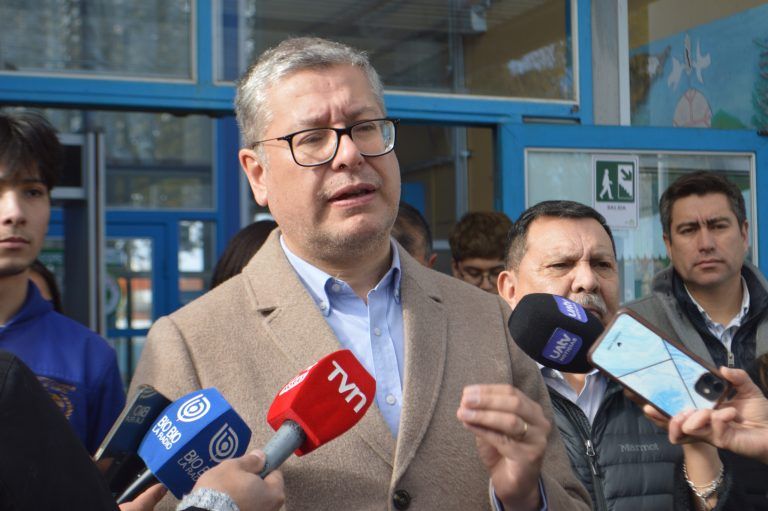 Temuco defiende pórtico escolar tras millonaria multa: “No queremos volver a atrás con una medida que la comunidad educativa valora”
