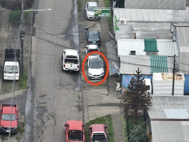 Dron de Seguridad Municipal de Temuco detecta auto robado con encargo desde el Biobío