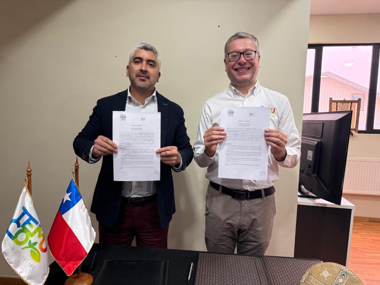Municipios de Cholchol y Temuco firman convenio de colaboración para fortalecer el desarrollo local