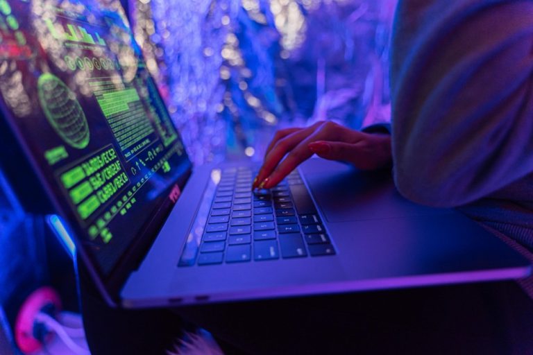 ESET detecta un sitio falso que se hace pasar por la popular app CapCut para distribuir malware