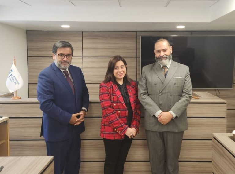 Organizado por la Academia Judicial de Chile: «Docente de UST Temuco integró cuerpo académico de prestigioso programa de formación de jueces»
