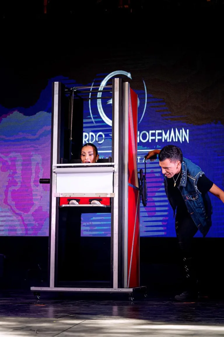 “Fantasy”: el espectáculo de magia e ilusión de alto impacto llega al municipal de Temuco de la mano de Gerardo Hoffman