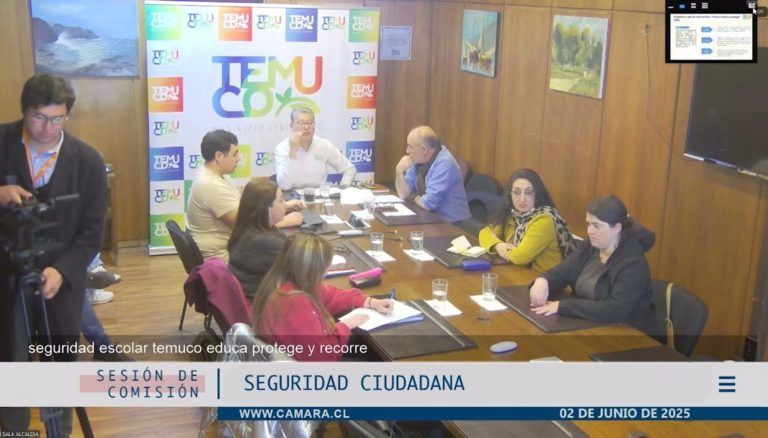 Comisión de Seguridad evalúa proyecto para instalar pórticos detectores de metales en colegios