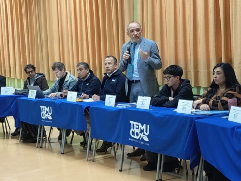 DAEM conforma “Mesa comunal de la ciencia y la tecnología” con representantes del mundo público, privado y académico