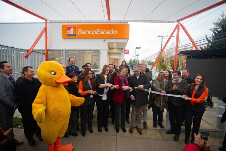 Labranza celebra: Banco Estado inaugura su primera sucursal tras más de diez años de gestiones