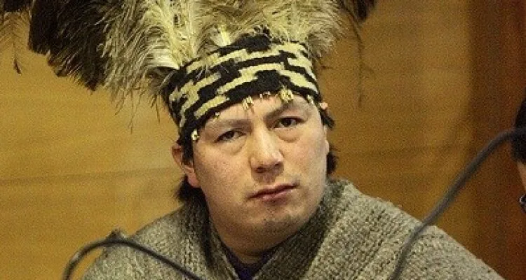 Justicia otorga permiso especial a Celestino Córdova para ceremonia mapuche