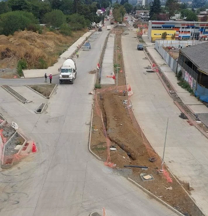 Temuco refuerza su movilidad urbana con nuevos semáforos inteligentes en eje Pablo Neruda