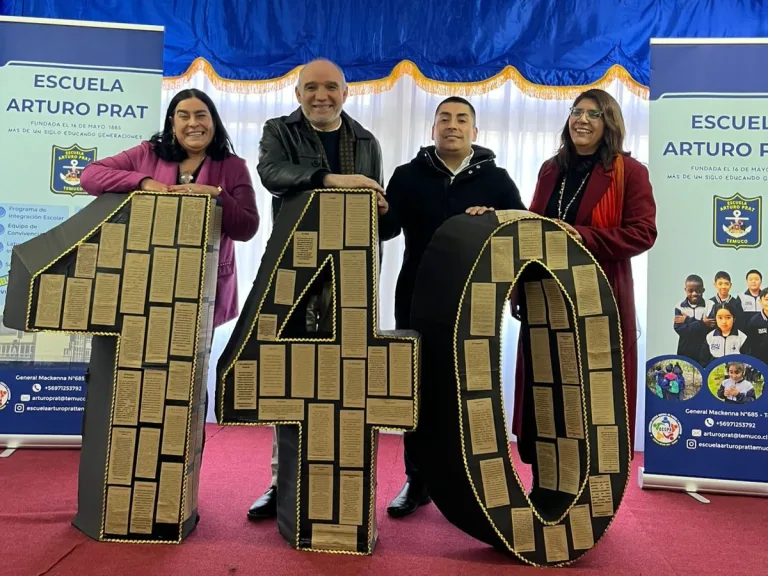 Escuela Arturo Prat celebró sus 140 años con emotiva ceremonia y homenaje a su legado educativo
