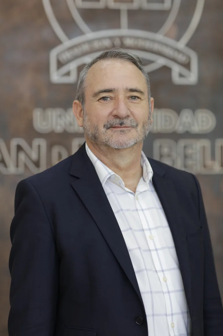 Vacunación obligatoria a un recién nacido y negativa de los padres