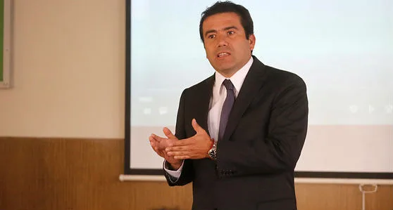  Cuando las Máquinas Pagan: ¿Quién Financia la Seguridad Social del Futuro ante el desfase demográfico que se avecina?
