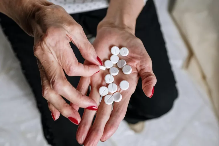 Académica de la U. Autónoma advierte posibles efectos emocionales del paracetamol