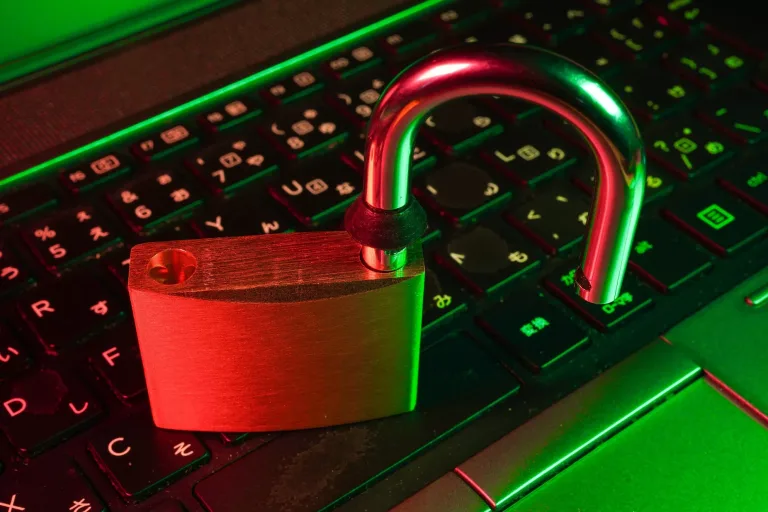 CAPTCHAs falsos: cuidado con las páginas de verificación que propagan malware