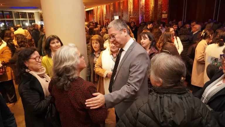Temuco rindió homenaje a sus líderes comunitarios en una noche de reconocimientos y unión vecinal