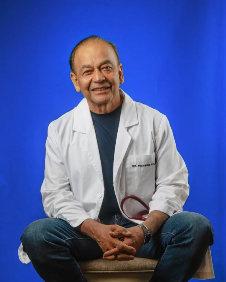 Doctor Ricardo Celis presenta inscripción de candidatura al Senado por La Araucanía