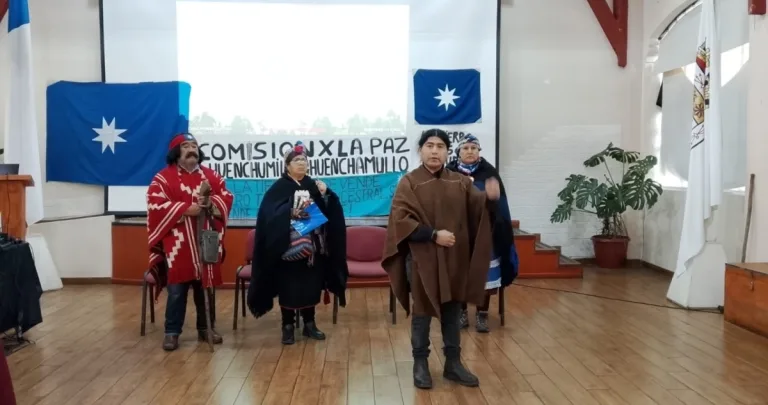 Comunidades mapuche impiden Consulta Indígena en Purén y apuntan contra Huenchumilla